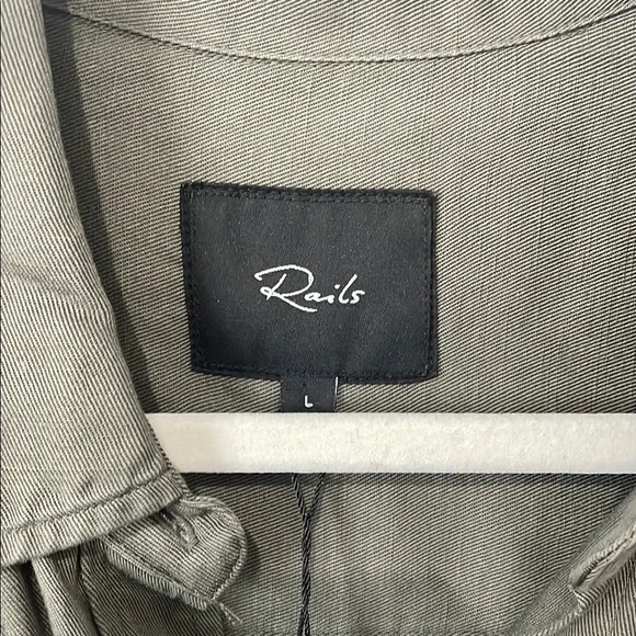 NWT RAILS Olive Loren Lightning Bolt Button-Up Shirt L - Picture 4 of 8